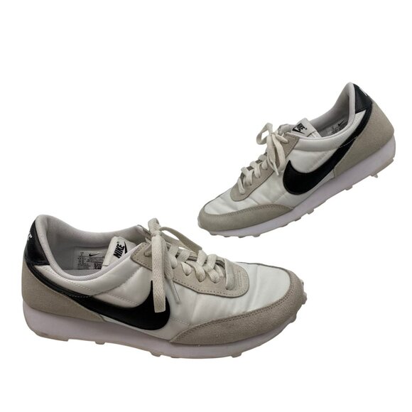 Nike White Synthetic Athletic Sneakers | Women’s Size 9 - Picture 1 of 7